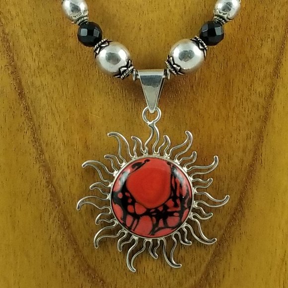 Red Coral and Black Onyx Necklace - Picture 2 of 5